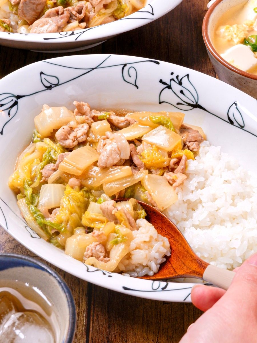 豚こま白菜の無水中華丼 白菜1 4玉ペロリと消費♡