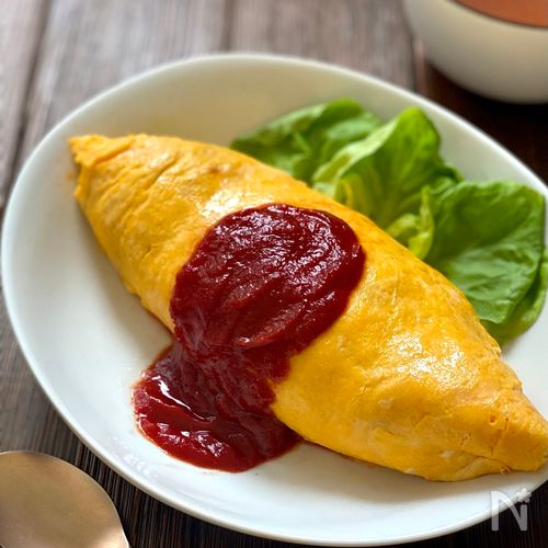 かわいいひよこちゃんオムライスドレス卵焼き日本のテイストメイドレシピ