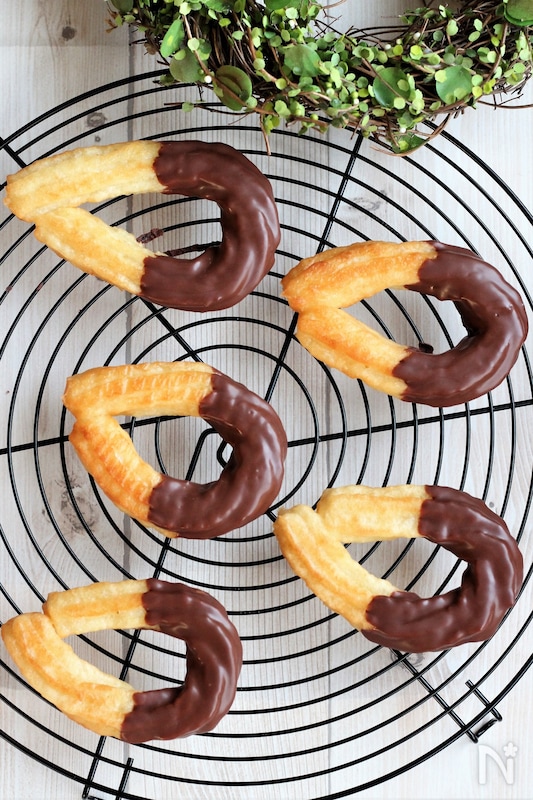 サックサクを召し上がれ♪スペイン風「チュロス」の簡単美味しい作り方キナリノ