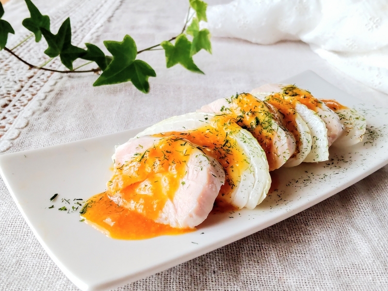 お刺身サラダの卵黄ソース 副菜