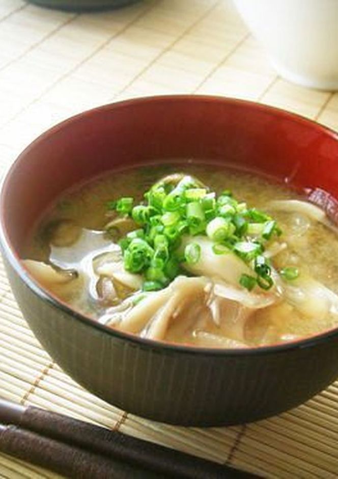 🍋柚子胡椒を使ったレシピは▶︎ @yuzuaosan 🍋, 新じゃがの柚子胡椒炒め⏰１０分,材料 ２人分, 新じゃが ２００グラム 小さめ４つくらい , サラダ油大さじ１, 料理酒小さじ１, 醤油小さじ１ ２〜１, 柚子胡椒小さじ１ ２〜,飾り用の刻んだ青ネギ あれば ,作り方 ,