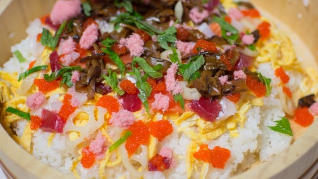 しらす丼にもう一品プラスするなら？バランスの良い献立とレシピをご紹介folk