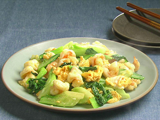チンゲンサイと海老の卵炒め