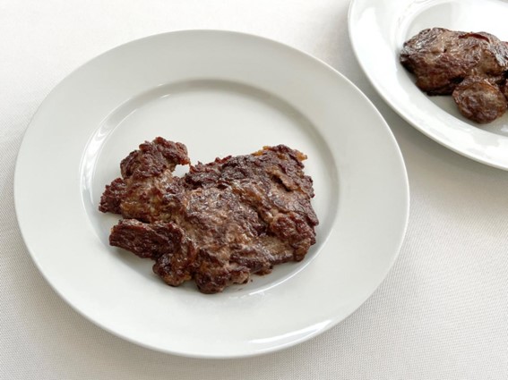 ディルソースのステーキ