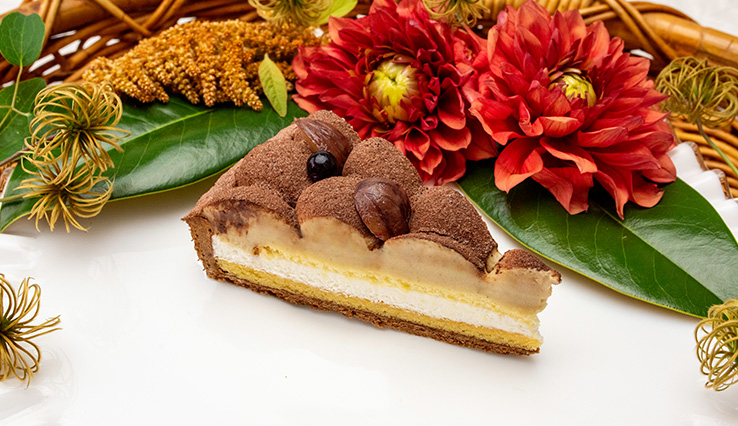 春メニューが始まります♪ 明日から3月、長い冬が終わりやっと待ちに待った春がやってきますね。キルフェボンでは、いよいよ春メニューが始まります！咲き誇る桜をイメージしたタルトや、ますます美味しくなるイチゴ、ジューシーで爽やかな柑橘など華やかな春のタルトの