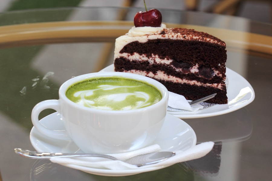 フランス生まれのおかずケーキ!豪華なのに簡単な「ケークサレ」のレシピ集キナリノ