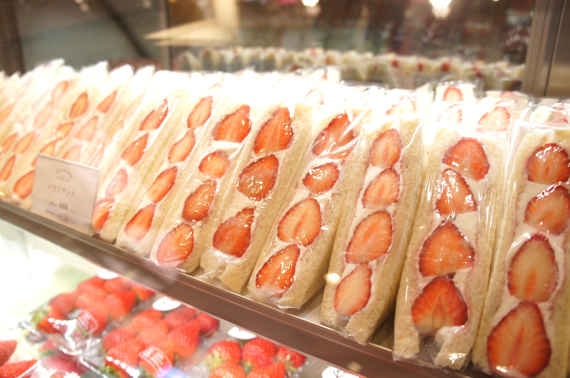 milkkiss舞浜イクスピアリ®にて毎分1本以上売れ続けるソフトクリームを5月15日まで販売中！！株式会社milkkissのプレスリリース