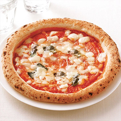 ピザの温め直しで１番おいしい方法は『オーブン』『レンジ』『フライパン』のどれ？ – grapeグレイプ