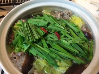 豚バラとキャベツの塩にんにく鍋