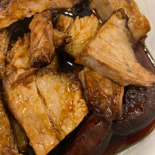 ダッチオーブンでできる、お手軽チャーシュー 一流シェフの「キャンプ飯」料理帖MEN'S EX ONLINE