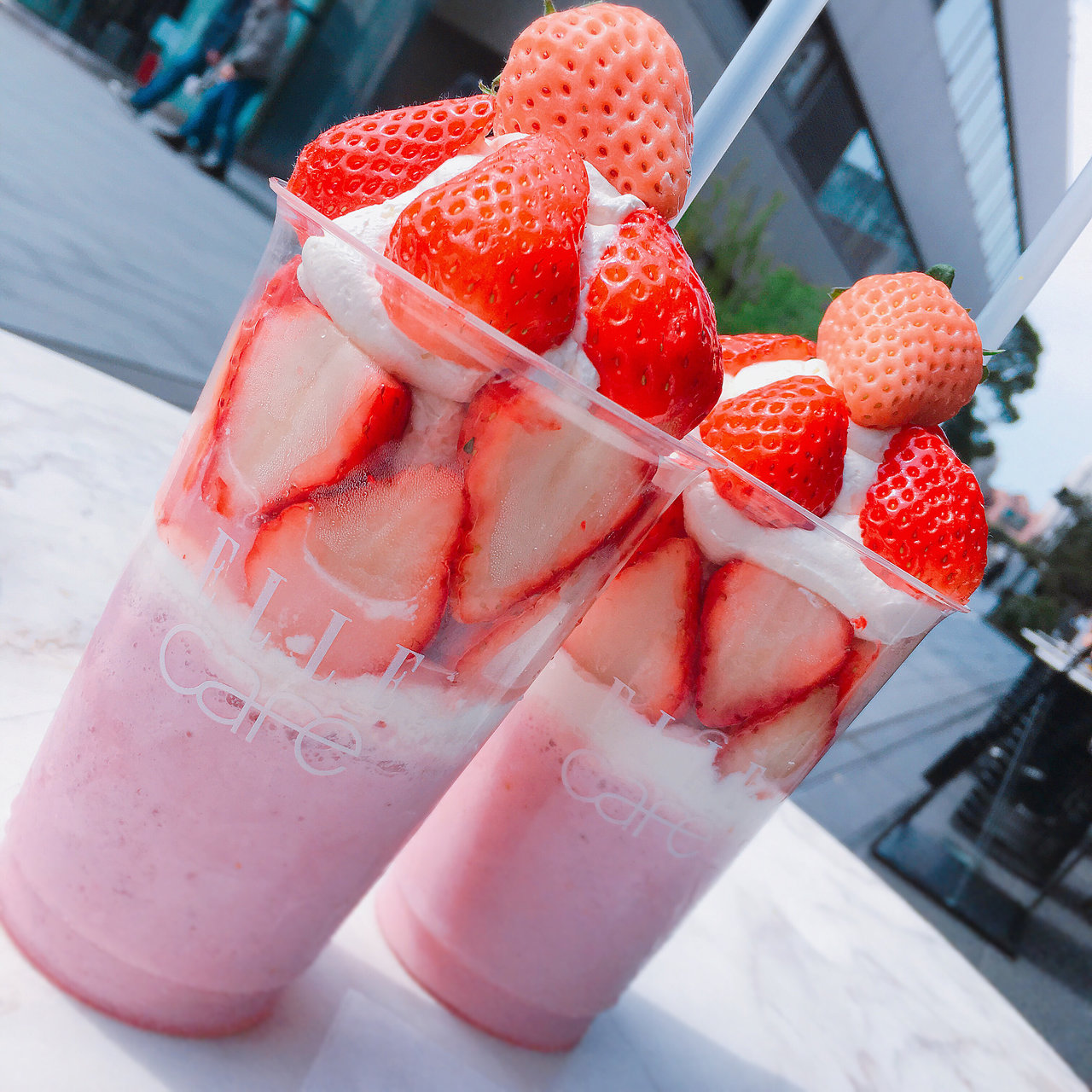 レシピ①：いちごのスムージー 牛乳とミキサーにかければひんやり美味しい