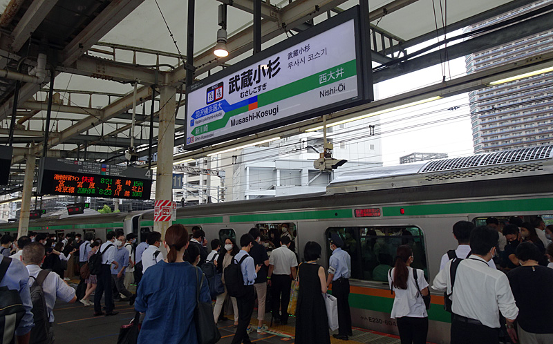 JR新川崎駅から武蔵小杉方面の眺望 神奈川県川崎市幸区鹿島田の写真素材 [96602025] - PIXTA