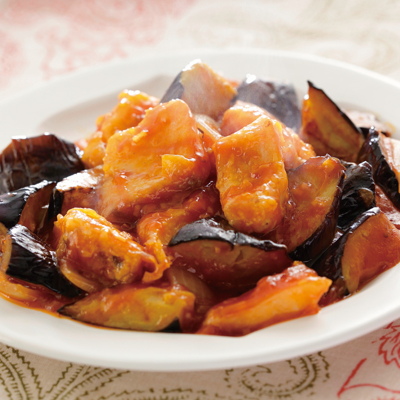 たれがよく絡む♪ 鶏もも肉となすのケチャップ炒め