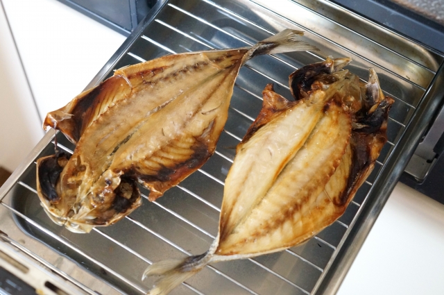 カマスの干物を食べ尽くす