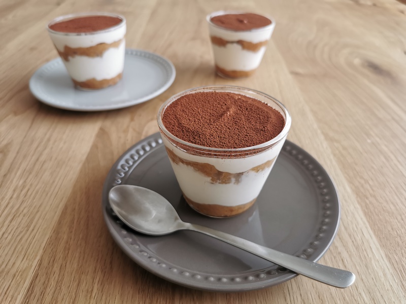 時短スイーツ マスカルポーネなしで作る10分ティラミス - YouTube