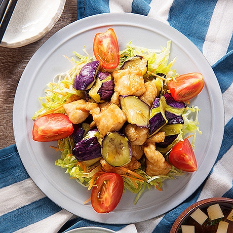 レシピ▷▷揚げなすの甘酢あん⁠ ⁠おいしい酢おいしい砂糖⁠おいしい塩おいしいしょうゆ を使った⁠ おかずレシピをご紹介します✨⁠ ⁠⭐揚げなすでとろふわ食感に🍆⁠ ⭐ほどより甘酢っぱさが食欲増進！⁠ ⁠ 食欲の秋、おいしいものをいっぱい食べましょう❤⁠ ぜひお