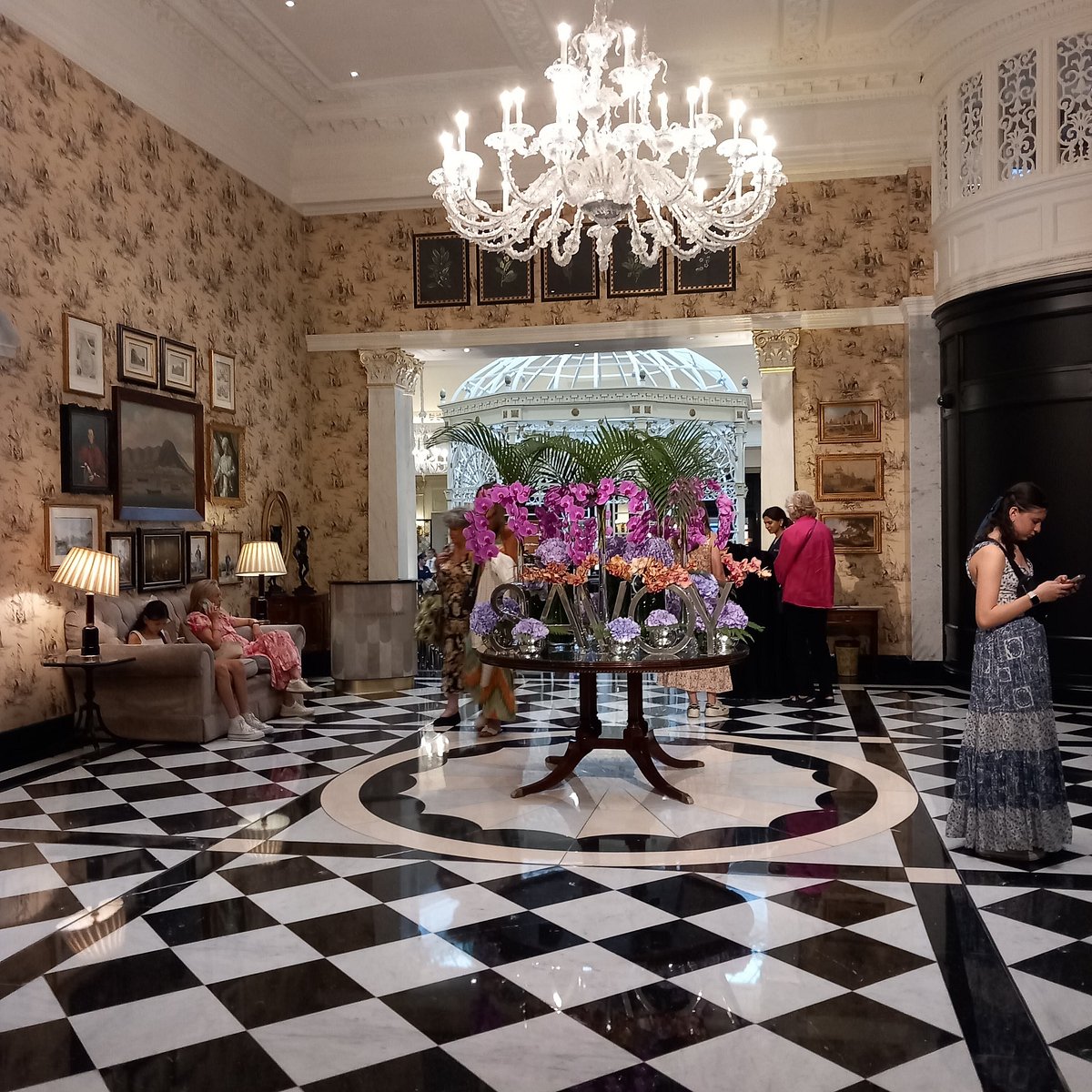 英国旅行記2018 ロンドン・サボイホテルでのアフタヌーンティー Afternoon Tea at Thames Foyer, The Savoy』 ロンドン イギリス の旅行記・ブログ by Angieさん フォートラベル