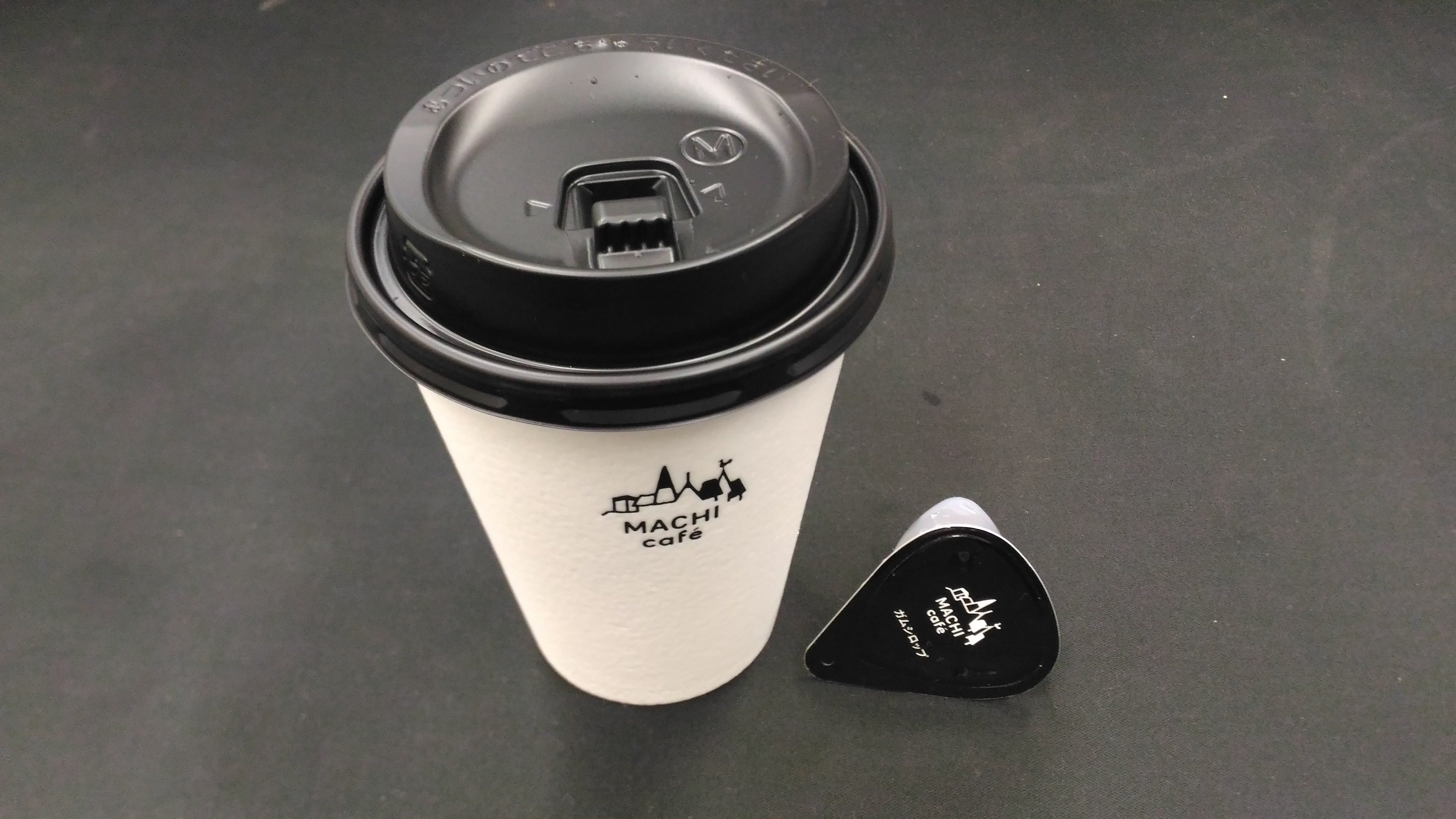 コーヒーを美味しく飲むための工夫「コーヒーを飲むときに砂糖とミルクを入れる正しい順番」BROOK'S OFFICIAL BLOG 略してBOB