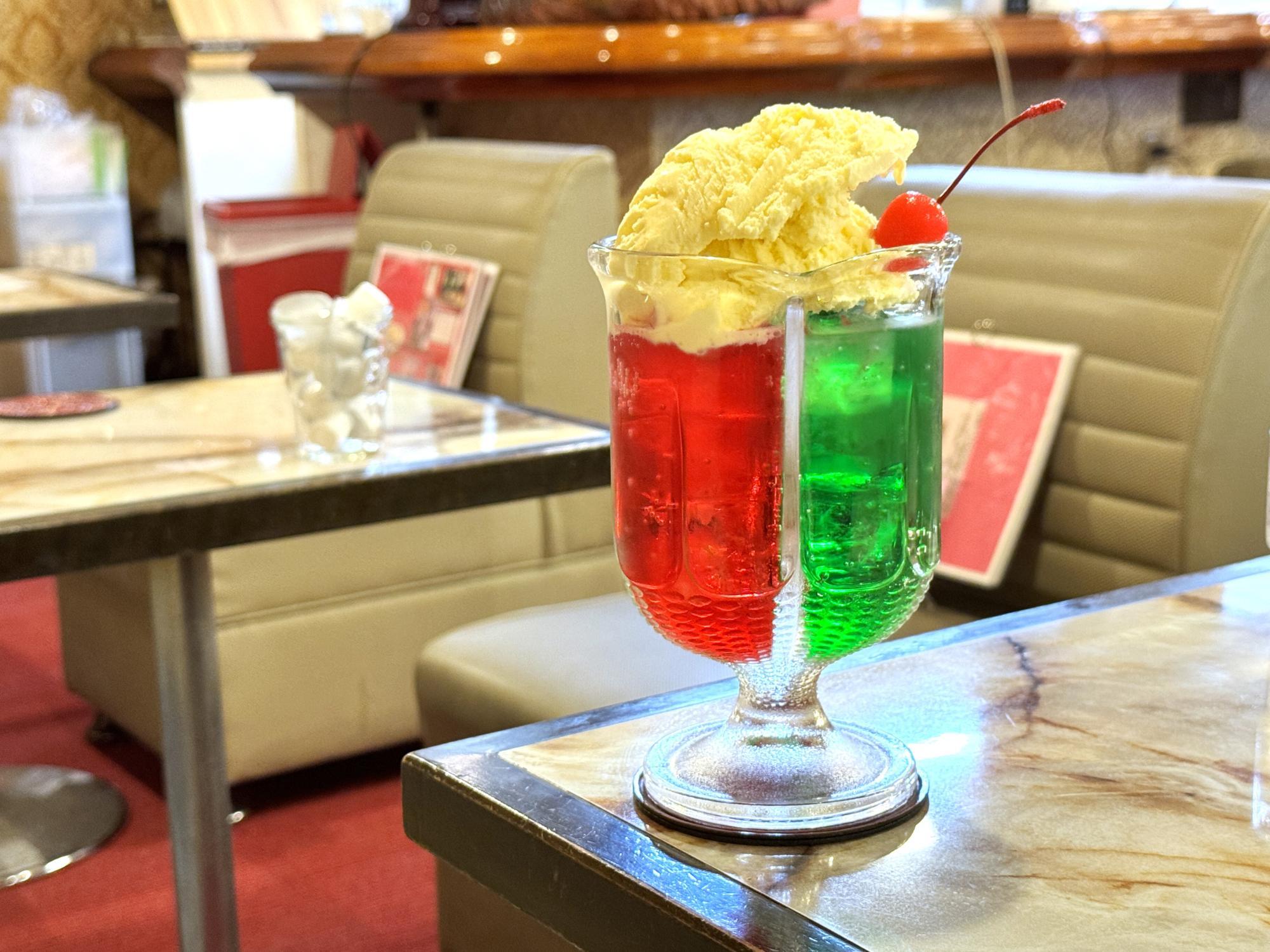 名古屋 クリームソーダ 涼しげな見た目に癒される！名古屋でクリームソーダを楽しめるお店10選♡ -DRESSY 公式 ウェディングドレス・ファッション・エンタメニュース