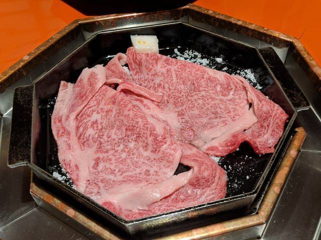 華やか幕の内～牛肉しぐれ煮ご飯～ 2,000円おかずや柿安 - くるめし弁当