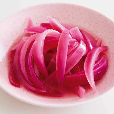 赤玉ねぎ・紫玉ねぎ 普通の玉ねぎとの違いについて〜加熱調理しても問題ないの？〜 - アタマの中は花畑