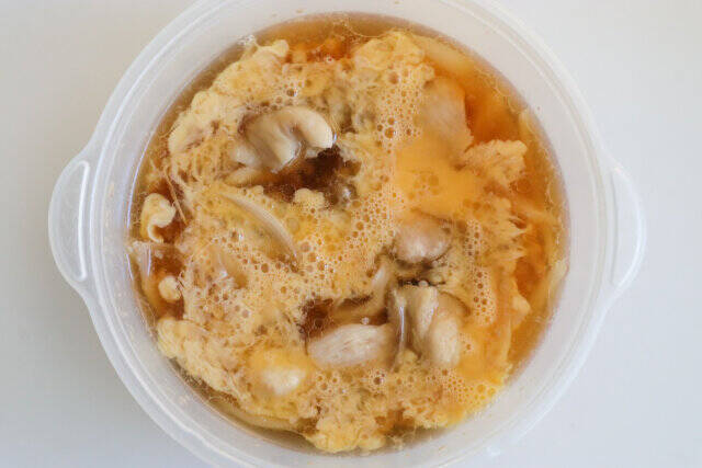 簡単！！フライパン１つ 豚こまとキャベツで中華丼 オイスターソース不要