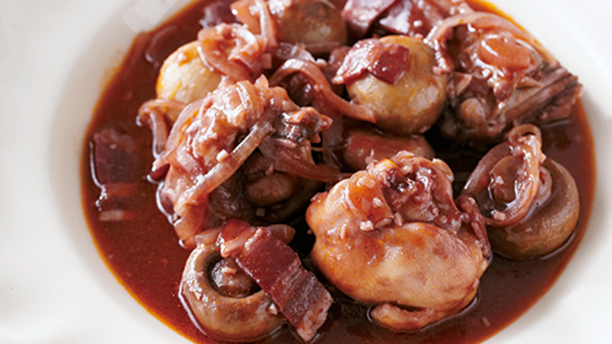 骨付き鶏肉の赤ワイン煮 コック・オ・ヴァン