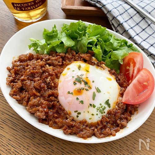 ピリ辛そぼろ丼