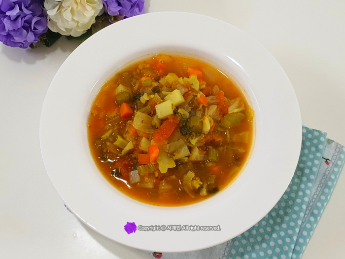 魔女スープトマトシチュー作りダイエットスープ