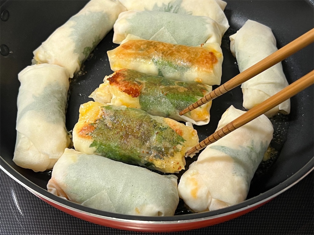 レシピ 海老とはんぺんの大葉チーズ春巻き - しにゃごはん blog