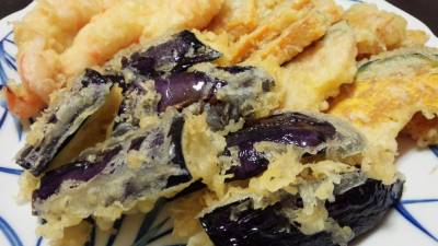 ナスの天ぷら。扇形 末広 の切り方で！天ぷら粉なし。農家のレシピ帳