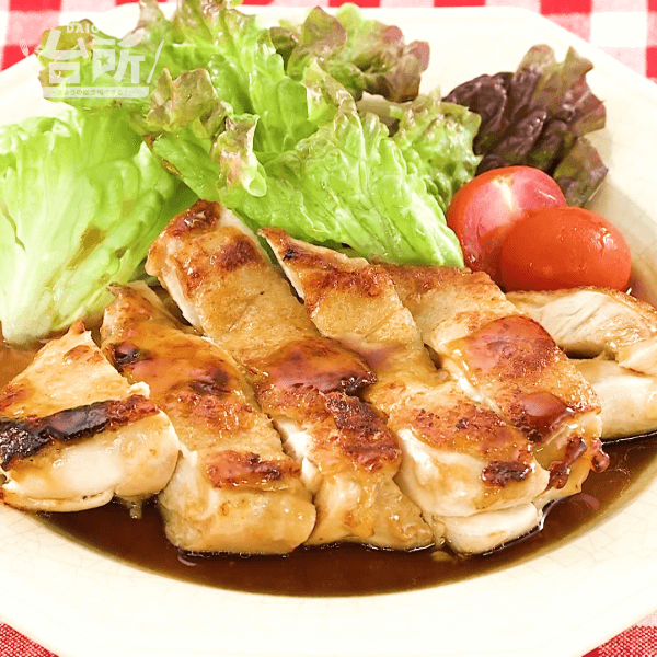 皮パリパリ！お店の味が楽しめる「鶏もも肉のねぎ塩焼き」の作り方