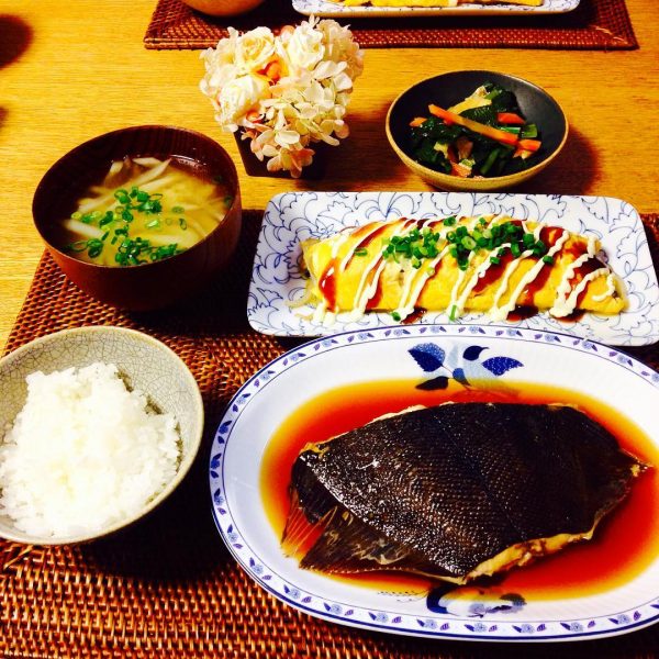 カレイの煮付けレシピと献立メニュー - おうちごはんストーリ