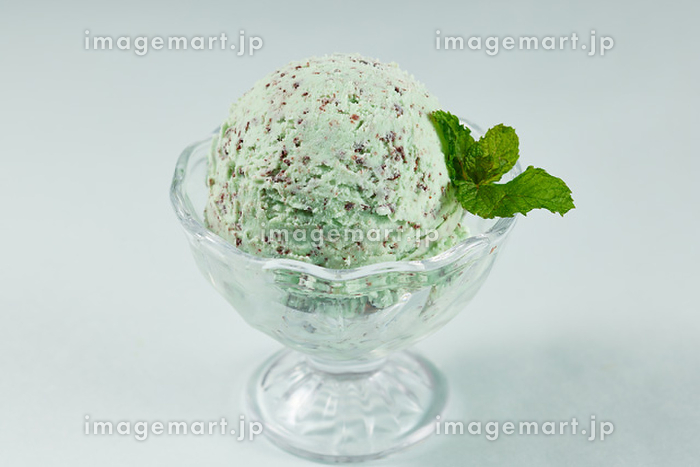 チョコミントアイス ワッフルコーン イラスト - No: 23700701無料イラスト・フリー素材なら「イラストAC」