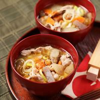 冷凍しても大丈夫? こんにゃくの冷凍方法や解凍のポイント