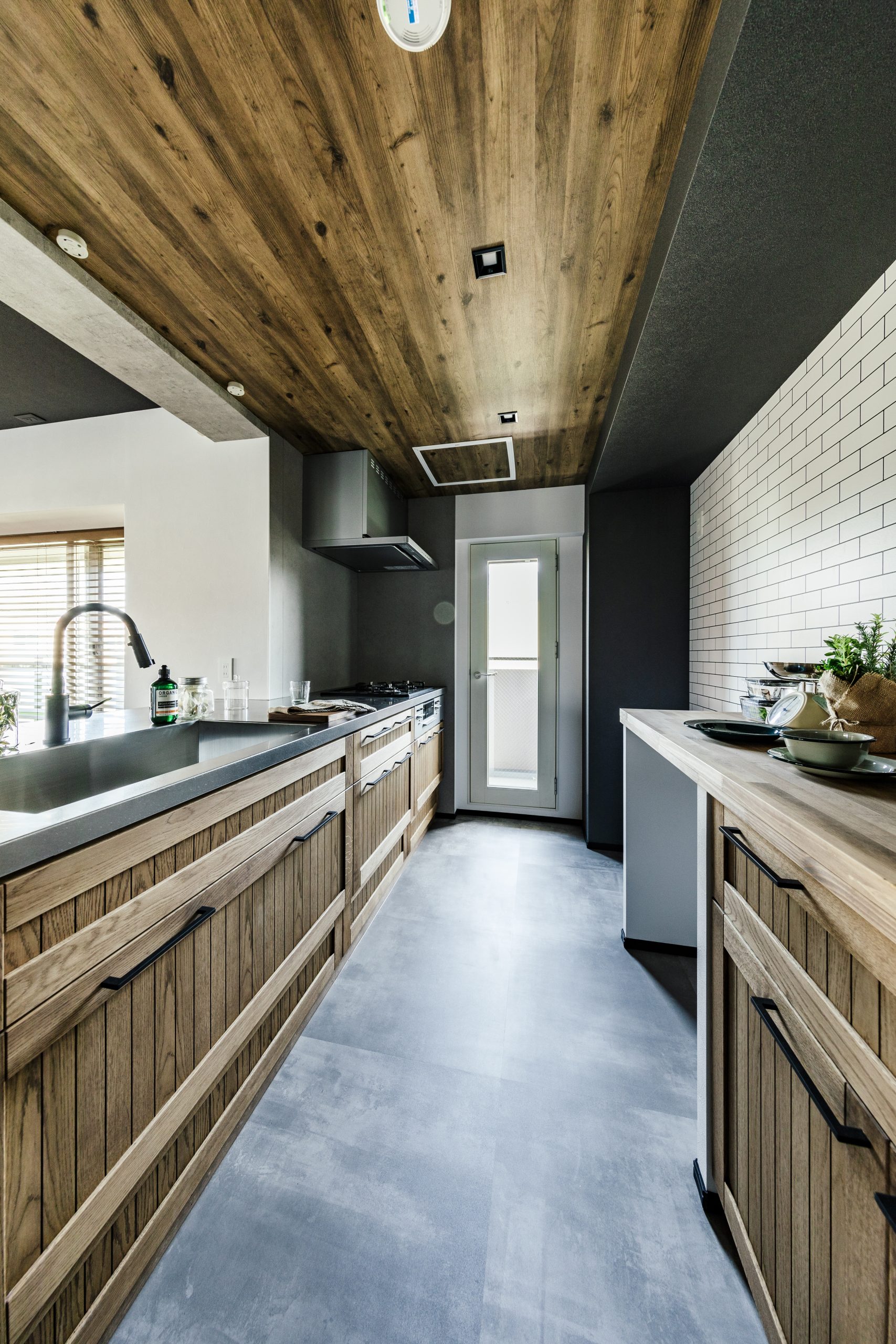 LIXILアットホームリビングLDKギャラリーINDUSTRIAL