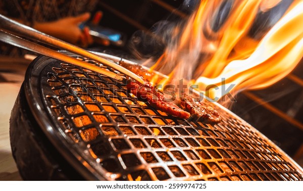 お肉のお取り寄せなら、各地のおいしいお肉が、手軽にご家庭に届く。お肉料理におすすめの調味料や、お肉を使った惣菜もご紹介フード・スイーツストーリーを贈ろう。高島屋のギフト高島屋オンラインストア
