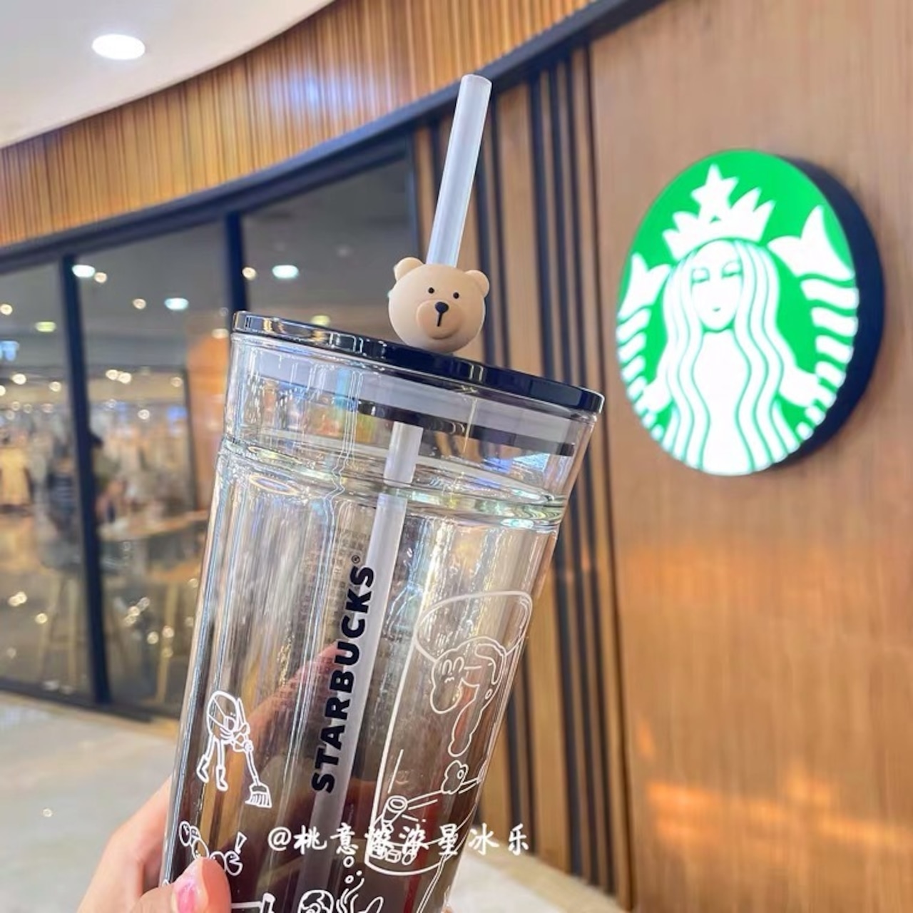 ダイソーで“スタバ”そっくりなタンブラー発見しちゃった♡本家との違いを比べてみた！michill byGMO ミチル