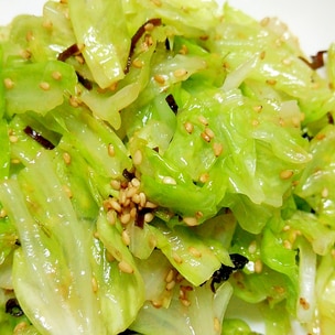 スピード副菜！ 茹でキャベツのラー油和え