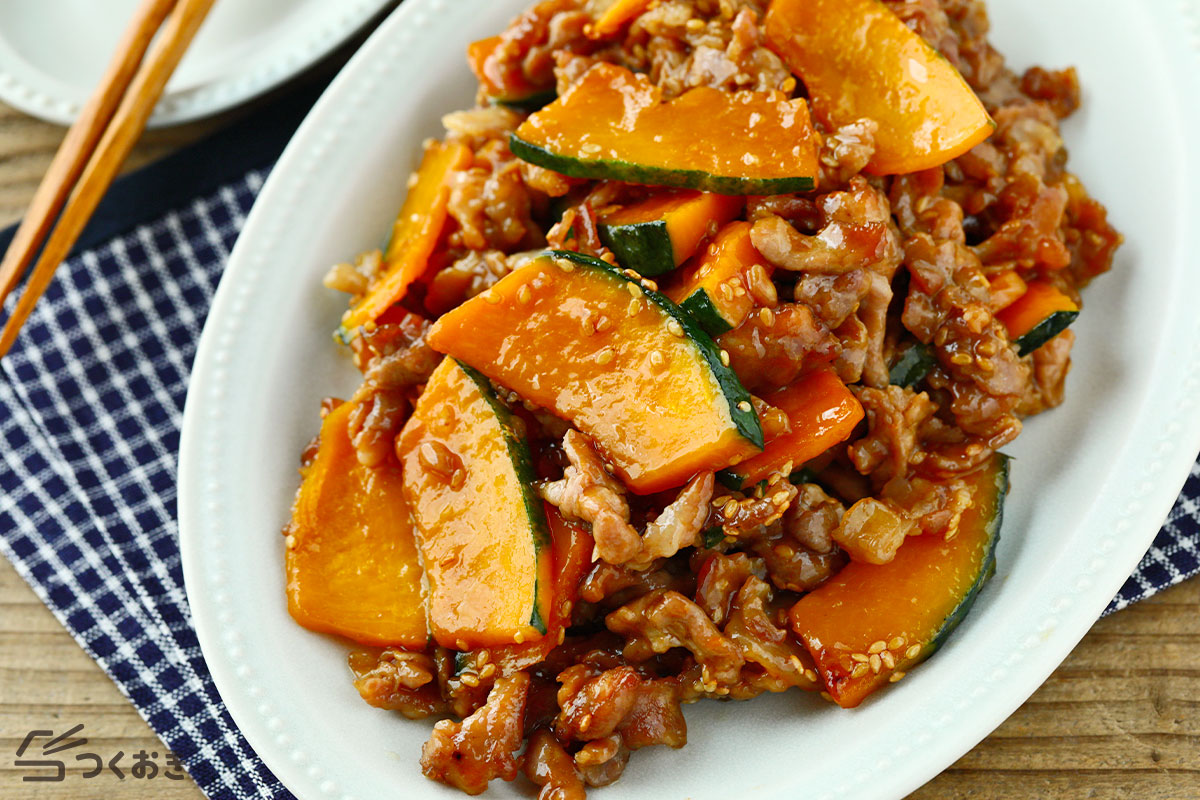 重ねて放置で10分♪『豚こまとかぼちゃの具沢山味噌煮込み』