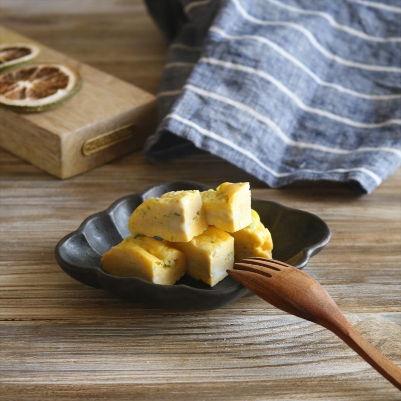 ダイソーのレンジでミニ卵焼き！デコ弁に！実際に作ってみた！情報発信ブログサイト Blue Rose