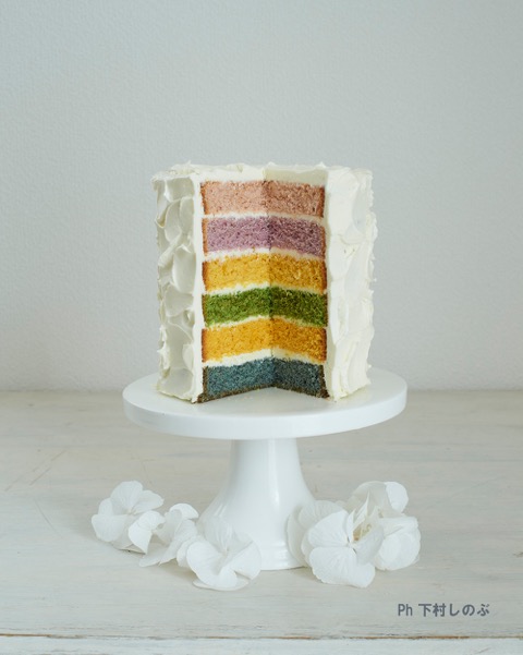 特別な日はケーキの中からサプライズ！「かくれんぼケーキ」の作り方TABIZINE～人生に旅心を～