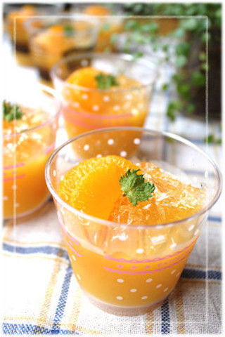 さっぱり系みかん！甘いのが苦手な方にオススメ☆甘夏みかんのジュースとゼリー オレンジジュース みかんゼリーkmkn0201三重県熊野市セゾンのふるさと納税