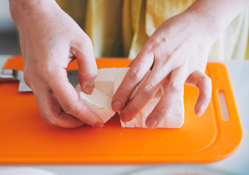 水切りが簡単な冷凍豆腐の作り方