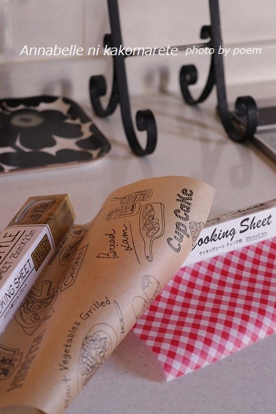100均のクッキングシート・アルミホイルがレベル高すぎ セリアワトコさんのdiyでカフェインテリア