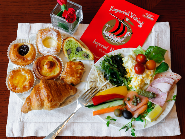 食べ放題 過去最高額の朝食ビュッフェが凄い！マンダリンオリエンタル東京のホテル朝食バイキング犬連れ宿動画