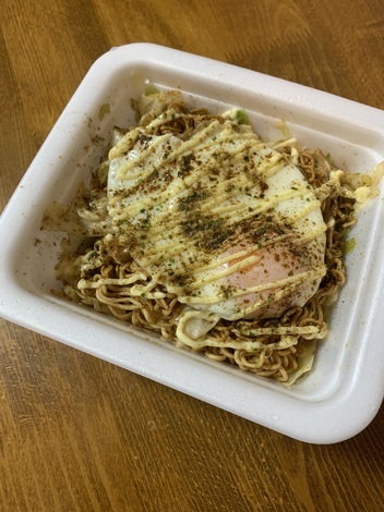 アレンジ あの激マズ一平ちゃんイチゴショートケーキ味をアレンジしてみたらまさかの結果にモッパン一平ちゃん一平ちゃんショートケーキ味アレンジアレンジ料理