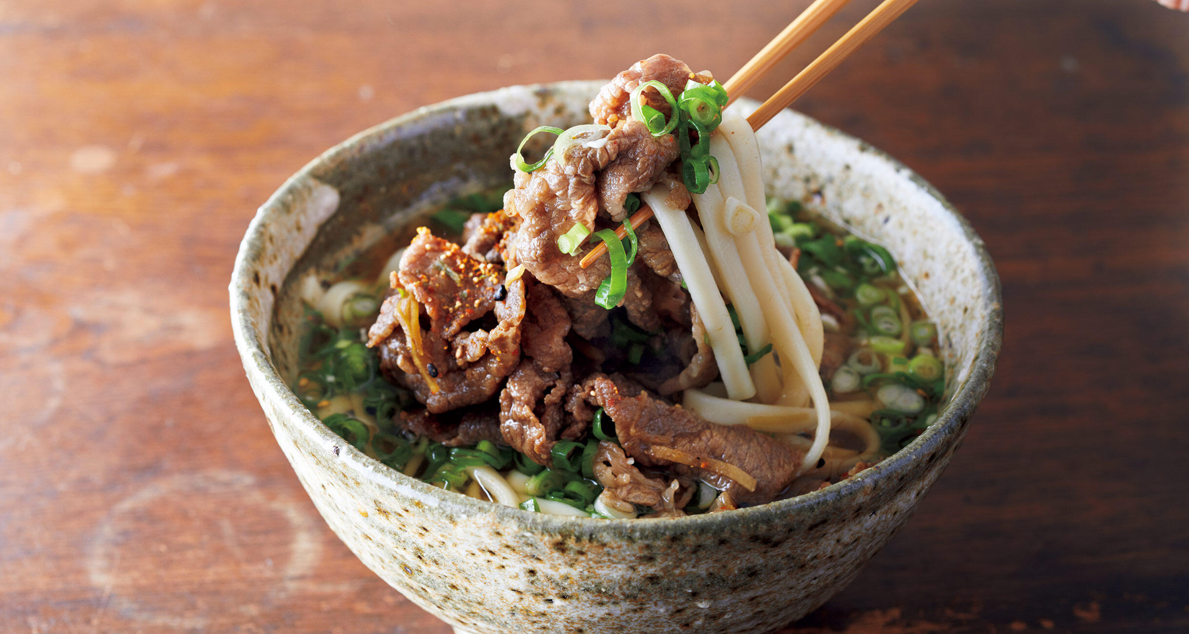 カネス製麺レシピ塩豚とすだちのおろしぶっかけうどん