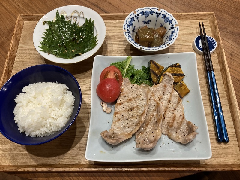 豚肉とかぼちゃとこんにゃくの麺つゆ炒め ^^レシピ・作り方 by xmickyx - 楽天レシピ