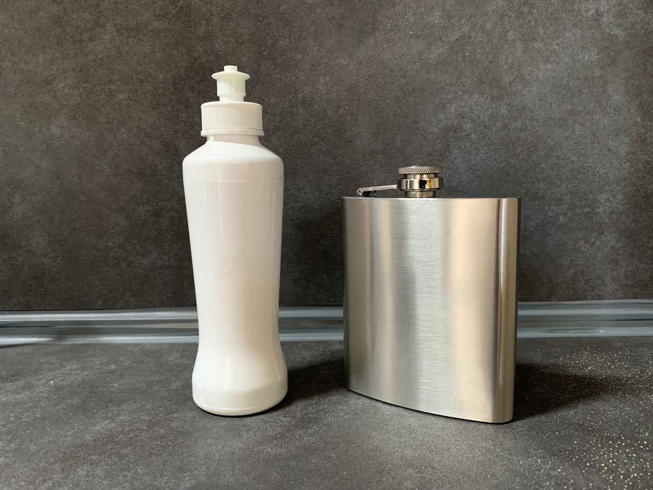 ダイソー 知らずに損した驚きの保冷力！『真空2重ペットボトルホルダー』3選 温度変化グラフ付き実験 ニフティニュース